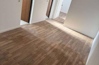 Wohnung mieten in Karolingerstraße 31, 63110 Rodgau, Alltagstaugliche 3-Zimmer-Wohnung in Rodgau
