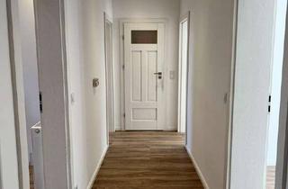 Wohnung mieten in Kaakstraße 21, 26384 Heppens, Stilvolle 3-Zimmer-Wohnung mit Balkon in Wilhelmshaven