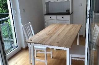 Immobilie mieten in 79117 Freiburg, Freundlich möblierte Wohnung mit 2 Terrassen und 1 Balkon