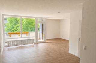Wohnung mieten in Berner Heerweg 40, 22159 Farmsen-Berne, Modernisierte 1-Zimmer-Wohnung mit hochwertiger Einbauküche, Loggia, Aufzug & Tiefgaragenstellplatz