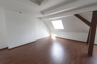 Wohnung mieten in 44807 Bergen, Wohnen im Grünen: 3-Zimmer-Dachgeschosswohnung in Bochum-Nord, 93 m² + Stellplatz