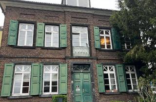 Wohnung mieten in Kölner Straße 34, 50226 Frechen, Wohnen im Baudenkmal: 2-Zimmer-Wohnung in Frechen