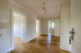 Wohnung mieten in 40667 Meerbusch, Stilvolle 3-Zi.-Designwohnung von privat mit hochwertiger Ausstattung, Maß-Einbauten, EBK & Balkon