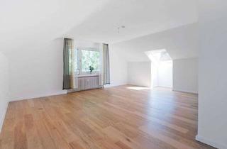 Wohnung mieten in 42657 Solingen, Hell & frisch saniert: 1-Zi.-Dachgeschosswohnung für Singles, Pendler & Studenten