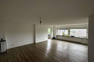Wohnung mieten in Rehstraße 23, 71067 Sindelfingen, Erstbezug nach Modernisierung: Großzügige 3-Zimmer-Wohnung (~90 m²) mit großem Wohnzimmer, Balkon