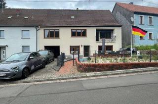 Doppelhaushälfte kaufen in 55777 Mettweiler, 160 m² für 113.000 € – Viel Platz mit Potenzial nähe Baumholder