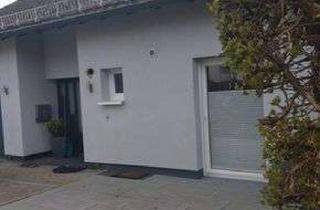 Haus mieten in Auf Der Höhe, 57520 Molzhain, Lichtdurchflutetes Einfamilienhaus mit offenem Ausblick und Garten in ruhiger Lage von Molzhain