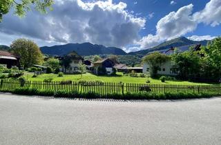 Grundstück zu kaufen in 82431 Kochel, GUT GESCHNITTENES BAUGRUNDSTÜCK IN ATTRAKTIVER, SONNIGER LAGE MIT BERGBLICK für 2 EFH oder 2 DH