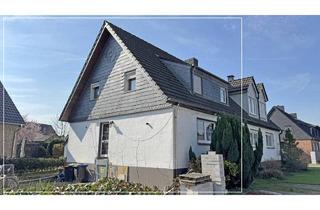 Doppelhaushälfte kaufen in 46562 Voerde, Voerde - Doppelhaushälfte mit genehmigtem Umbaukonzept und großem Entwicklungspotenzial in Voerde!