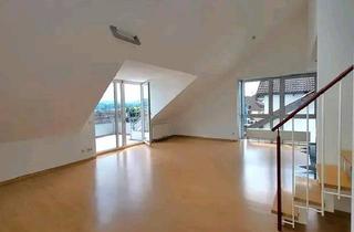 Wohnung kaufen in 72669 Unterensingen, Unterensingen - 4-Zi-Maisonette-Wohnung mit mega Aussicht, Garage + Stellplatz.
