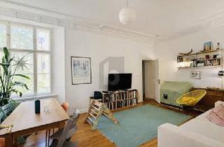 Wohnung kaufen in 10827 Berlin, Berlin-Schöneberg - TOLLES ALTBAUJUWEL IN BESTER KIEZLAGE MIT BALKON