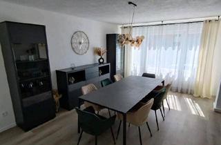 Wohnung kaufen in 97616 Bad Neustadt, Bad Neustadt an der Saale - Neu renovierte 3 Zimmer-Wohnung mit Balkon in Bad Neustadt a.d.S.