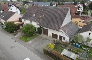 Bauernhaus kaufen in 78224 Singen, Singen-Friedingen - Bauernhaus mit großer Scheune - Garagen und weiteren Ausbaumöglichkeiten - Singen-Friedingen