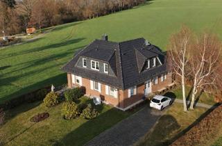 Haus kaufen in 01665 Klipphausen, Klipphausen - Mehrgenerationenwohnen ideal! Zweifamilienhaus mit Einliegerwohnung und großem Grundstück!