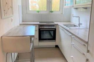 Wohnung mieten in Dietrich-Bonhoeffer-Straße 19, 28327 Neue Vahr Südost, Sanierte & helle 2-Zimmer-Wohnung - Bremen – Neue Vahr-Südost (Nur für Nichtraucher)