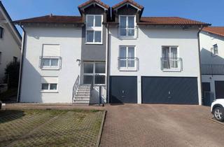 Wohnung mieten in Adlerstraße, 75203 Königsbach-Stein, Schöne, helle 2,5 Zimmer Dachgeschosswohnung mit Balkon und Einbauküche in Aussichtslage