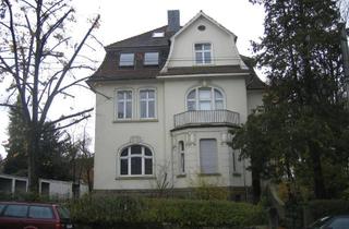 Wohnung mieten in Gräfrather Strasse 84, 42329 Vohwinkel, Großzügige Etagenwohnung in alter Villa mit Blick ins Grüne