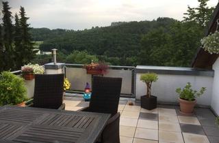 Wohnung mieten in 57074 Siegen, 3 ZKB mit Sauna, Kamin, sonnige Dachterrasse und traumhaftem Blick in Siegen Kaan-Marienborn
