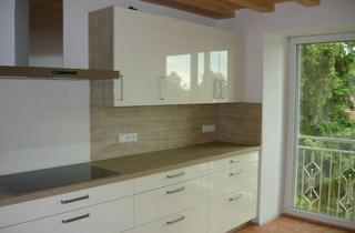 Wohnung mieten in Obere Dorfstr., 83539 Pfaffing, Mietwohnung in kernsaniertem ehemaligen Schulhaus