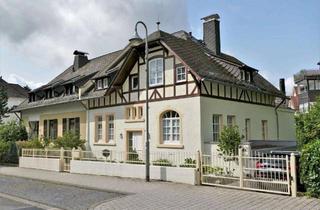 Villa kaufen in 61462 Königstein, Stilvolle Stadtvilla mit Burgblick im Herzen von Königstein