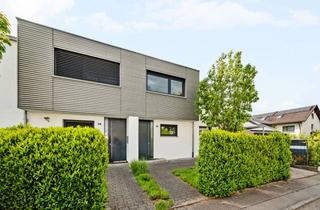 Haus kaufen in 74248 Ellhofen, Modernes Wohnen in Ellhofen - DHH mit toller Architektur
