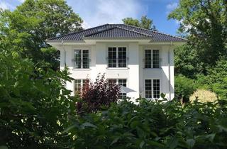 Villa kaufen in Hinter Der Kirche 12, 24534 Innenstadt, Stadtvilla in grüner Oase im Zentrum Neumünsters