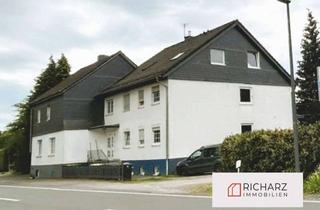 Anlageobjekt in 51789 Lindlar, Mehrfamilienhaus mit Entwicklungspotenzial