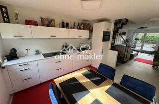 Wohnung kaufen in Albert-Schweitzer-Str. 6/2, 70825 Korntal-Münchingen, Wohnen wie im Haus: Moderne Maisonette mit Garten, Dachterrasse & TG
