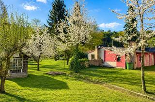 Wohnung mieten in Ethel-Und-Julius-Rosenberg-Str. 21, 15569 Woltersdorf, Charmante 4-Zimmer-Wohnung mit funktionsfähigem Kachelofen und Garten in Villa Charlotte