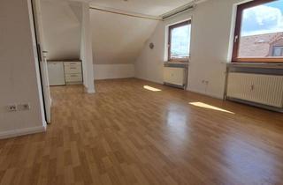Wohnung mieten in 63073 Bieber, +OF-Bieber+ Helle, sanierte 1-Zi-DGW (4-FH) mit Balkon und EBK in ruhiger Wohngegend