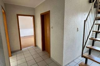 Wohnung mieten in 32457 Porta Westfalica, 3-Zimmer-Wohnung mit Balkon in Porta Westfalica-Holzhausen