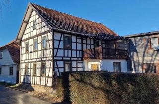 Haus kaufen in 98663 Hellingen, Haus mit großem Garten, ländlich, ruhige Ortsrandlage