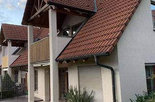 Haus mieten in Mörikestraße, 73266 Bissingen, Hochwertiges Reihenendhaus mit TG‑Direktzugang, Terrasse, Fußbodenheizung & wohnlichem UG