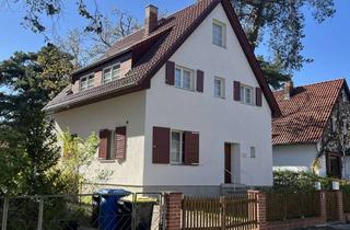 Haus mieten in Im Dickicht 31, 14532 Kleinmachnow, Viel Platz für den Alltag in einem Einfamilienhaus in Kleinmachnow