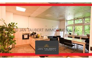 Anlageobjekt in Bramfelder Chaussee, 22177 Bramfeld, **SOLIDE KAPITALANLAGE** Gewerbeeinheit im EG + 6 TG-Plätze - zuverlässiger Mieter seit 20 Jahren!