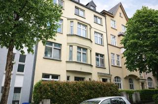 Wohnung kaufen in 45468 Mülheim, Weitläufige Etagenwohnung mit Altbaucharme und Potential im Herzen von Mülheim