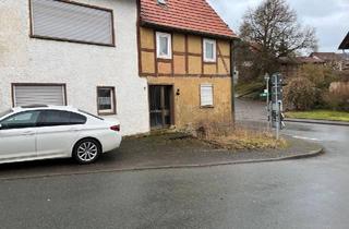 Haus kaufen in 35104 Lichtenfels, Lichtenfels - Sanierungsbedürftiges Haus mit Potenzial