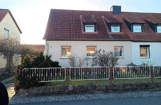 Doppelhaushälfte kaufen in 06766 Bitterfeld-Wolfen, Bitterfeld-Wolfen - Doppelhaushälfte in ruhiger Lage mit Garten und Anbauten