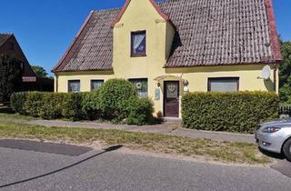 Haus kaufen in 24799 Meggerdorf, Meggerdorf - Christiansholm großes 1-2 Fam Haus von Privat