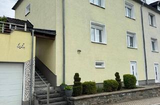 Mehrfamilienhaus kaufen in 57413 Finnentrop, Finnentrop - Großzügiges und modernisiertes Wohnhaus