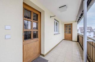 Wohnung kaufen in 71636 Ludwigsburg, Ludwigsburg - Zwei Wohneinheiten - Ein Preis: 3-Zimmer und 1-Zimmer-Wohnung mit Potenzial