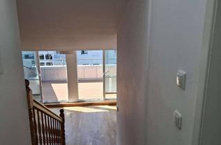 Wohnung kaufen in Parsbergstr. 16, 82110 Germering, sonnige, provisionsfreie 3 Zi. Dachterrassenwohnung Split-Level