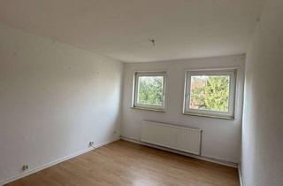 Wohnung kaufen in Goethestraße 26, 26382 Bant, Unsanierte Dachgeschosswohnung in Bant