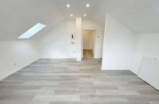 Wohnung kaufen in 53797 Lohmar, Lohmar: Provisionsfrei & modernisiert – Singlewohnung mit geringem Hausgeld