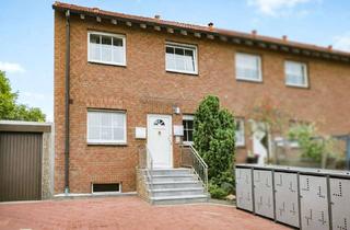 Wohnung kaufen in 59174 Kamen, Stilvolle Maisonette-Wohnung mit Gartenanteil in Bestlage von Kamen – frisch saniert & bezugsfrei