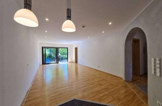 Wohnung kaufen in 58456 Witten, Gartenparadies mit Pool - Charmante Erdgeschosswohnung