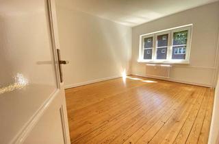 Wohnung kaufen in Veerstücken 5G, 22297 Winterhude, Hübsche 2-Zimmer-Wohnung in HH Winterhude *FREI* - idyllische Lage, super Schnitt, frisch renoviert
