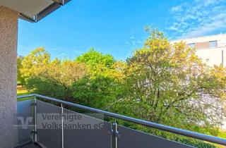Wohnung kaufen in 72793 Pfullingen, Kaufen, renovieren und einziehen ! Ruhig gelegene 3-Zi-Wohnung inkl. Garage !