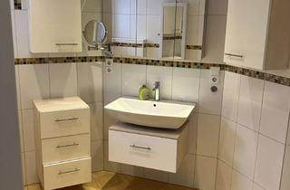 Wohnung mieten in Enztalstraße, 75323 Bad Wildbad, Freundliche 4-Zimmer-Erdgeschosswohnung mit Balkon und Einbauküche in Bad Wildbad