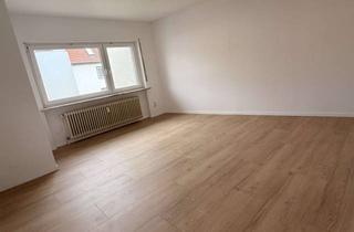Wohnung mieten in Deuil-La-Barre-Straße 119, 60437 Nieder-Eschbach, Frankfurt am Main: Helle 2-Zimmer-Wohnung mit Grünblick in Nieder-Eschbach